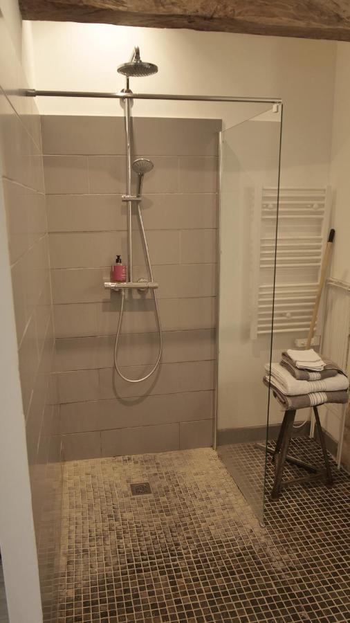Le Clos Des Abeilles Ruch Bagian luar foto