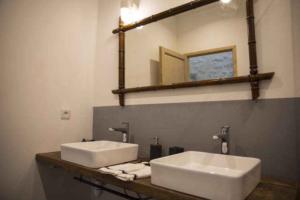 Le Clos Des Abeilles Ruch Bagian luar foto