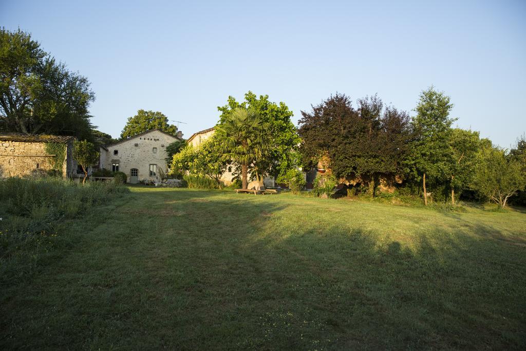 Le Clos Des Abeilles Ruch Bagian luar foto