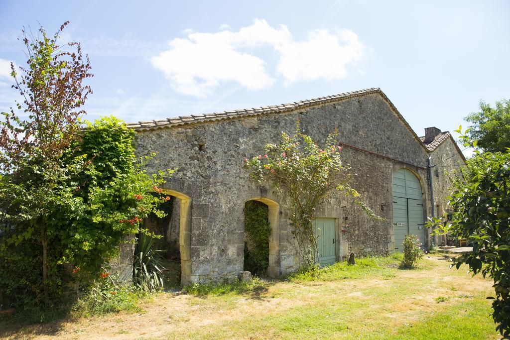 Le Clos Des Abeilles Ruch Bagian luar foto