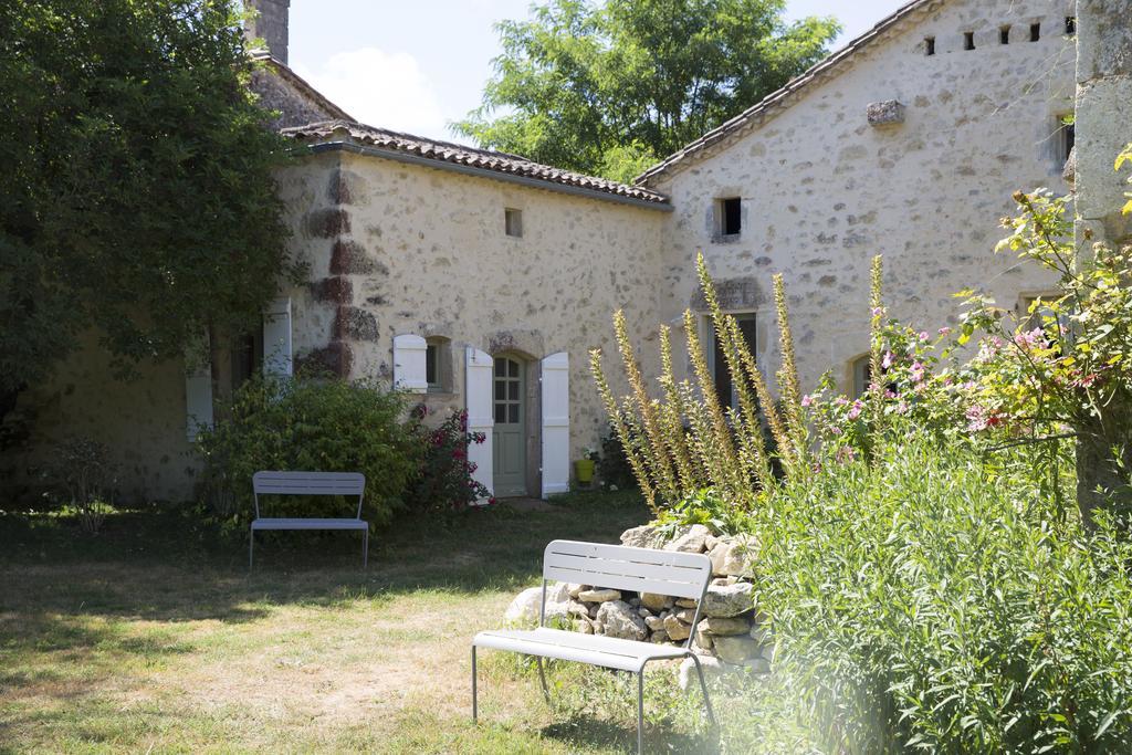 Le Clos Des Abeilles Ruch Bagian luar foto