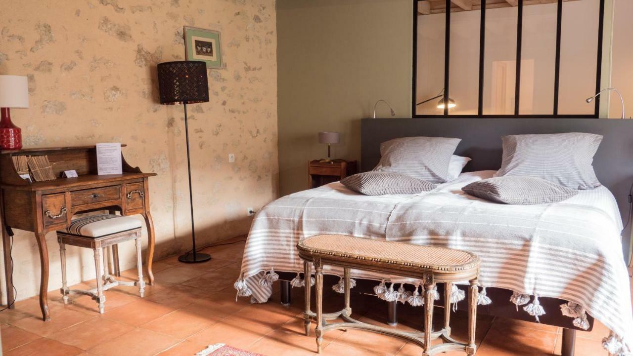 Le Clos Des Abeilles Ruch Bagian luar foto