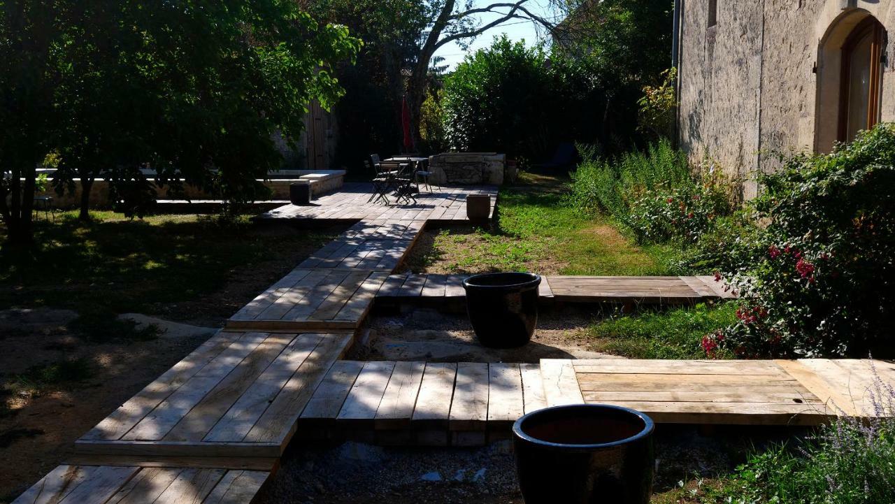 Le Clos Des Abeilles Ruch Bagian luar foto